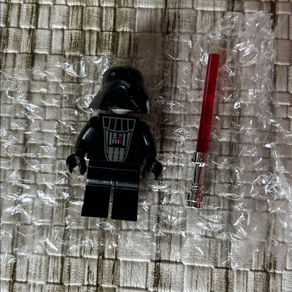 Lego Star Wars mini figures Luke & Darth Vader set  ~ EUC - Picture 2 of 3